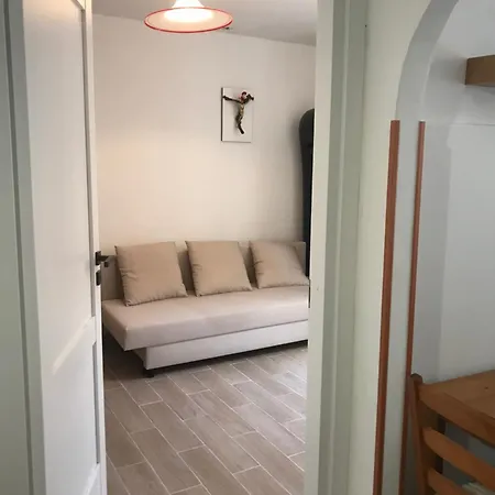 Vinny House * Sanremo